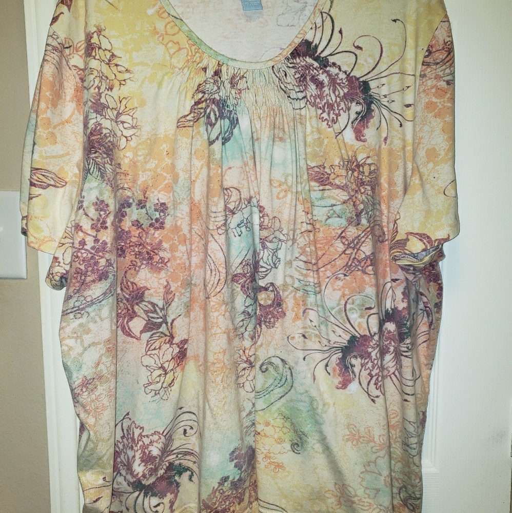 Liz and me top